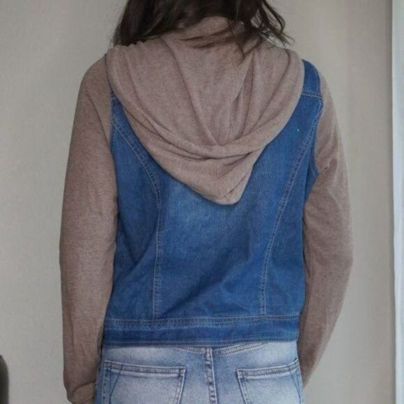 Audrey Ann Denim Hooded Jacket Size M Jean Jacket - Picture 3 of 11
